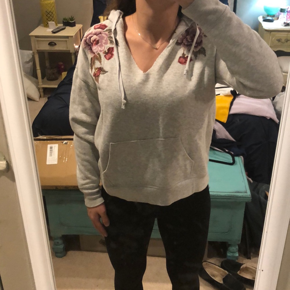 Flower design sweatshirt
